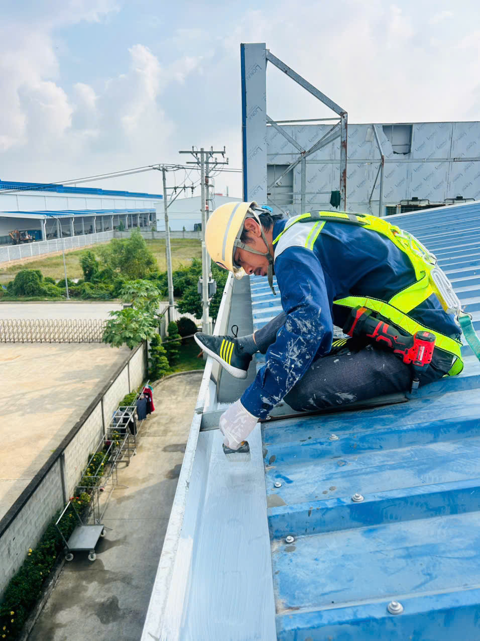 16249309996731941774